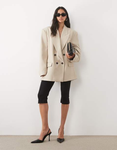ASOS DESIGN taillierter Blazer mit markanten Schultern und doppelreihigem Verschluss in Sandmeliert - view 1