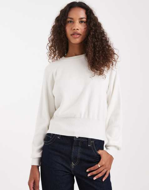 ASOS DESIGN – Taillierter Strickpullover in Creme mit Rundhalsausschnitt - view 1