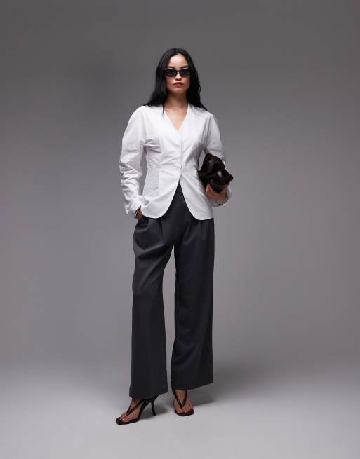 ASOS DESIGN – Tailliertes Hemd in Weiß mit Kokonärmeln, 2 von 4