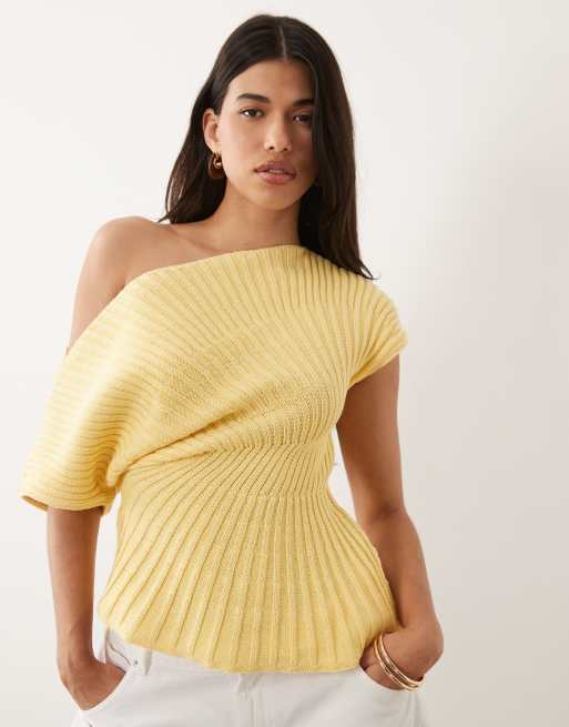 ASOS DESIGN – Tailliertes, plissiertes Strick-Top in Buttermilchgelb, 3 von 4