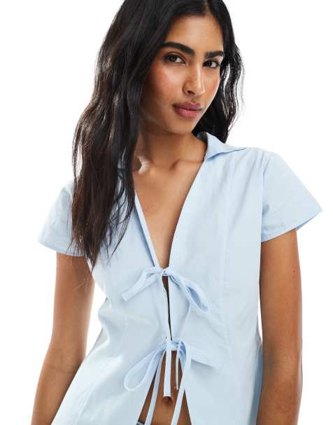 ASOS DESIGN – Tailliertes Popeline-Hemd in Blau mit Bindedetail vorne - view 1