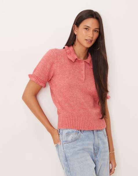 ASOS DESIGN – Tailliertes Strick-Polohemd in Rosa mit Rüschendetail - view 1