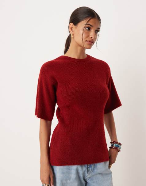 ASOS DESIGN – Tailliertes Strick-T-Shirt in Rot - view 1