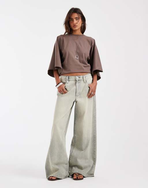 ASOS DESIGN – Tailliertes T-Shirt in Schokobraun mit Fledermausärmeln, 3 von 4
