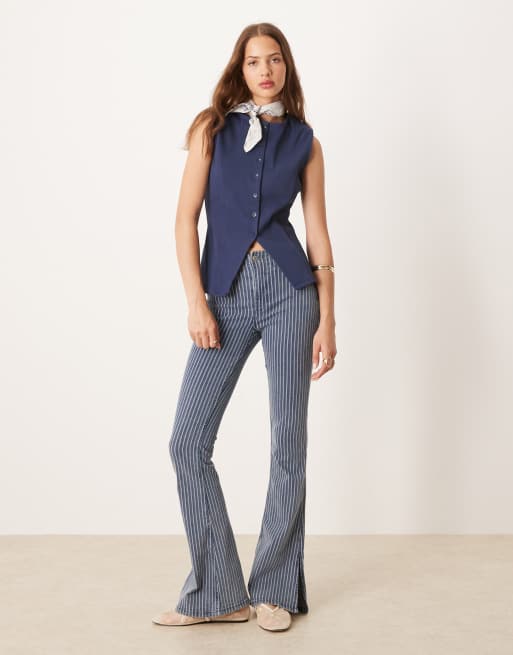 ASOS DESIGN – Tailliertes Westen-Top in Marineblau mit Knopfleiste und Longline-Schnitt, 2 von 4
