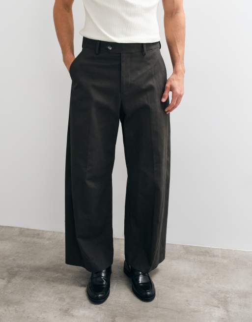 ASOS DESIGN tailored 100% cotton barrel leg trousers in charcoal, 3 of 5