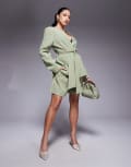 [ASOS DESIGN] ASOS DESIGN tailored A-Line shorts in pistachio-Green 6 Pistachio