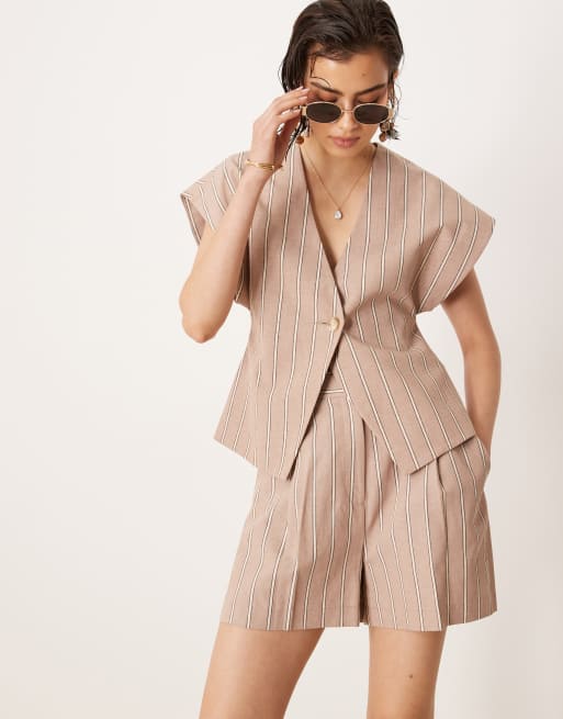 ASOS DESIGN tailored a-line shorts with linen in mink stripe, 5 of 5