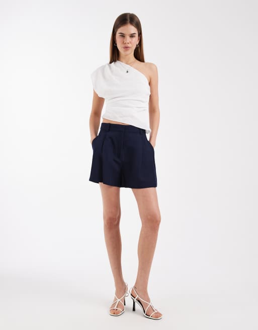 ASOS DESIGN tailored A-line shorts with linen in navy , 2 of 5