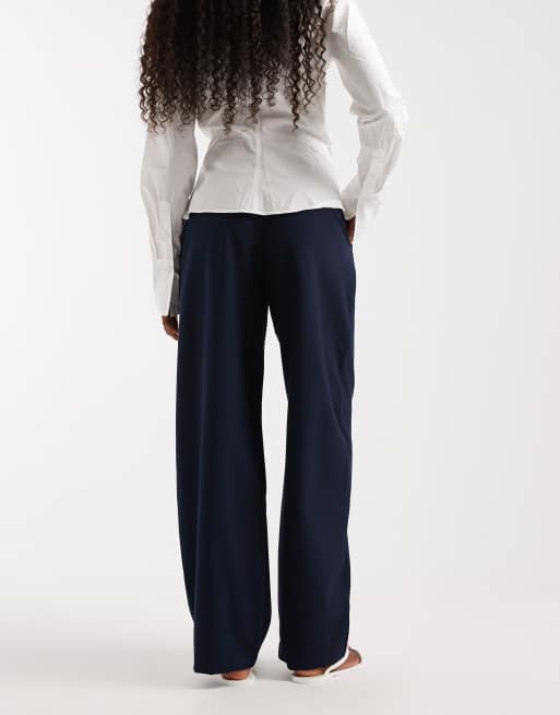 ASOS DESIGN tailored arch barrel leg pants in navy, 5 of 5