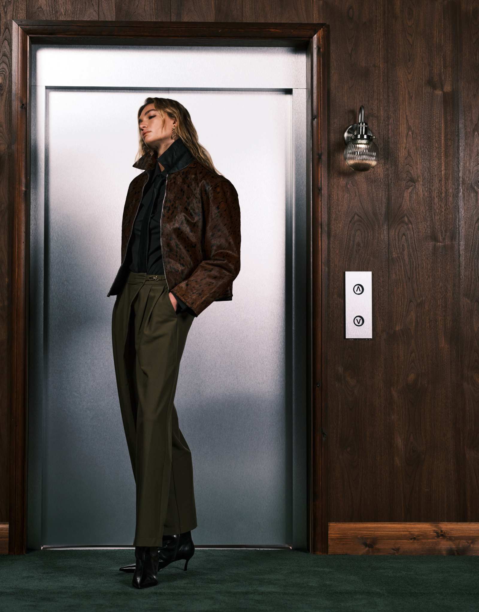 Асимметричные широкие брюки ASOS DESIGN с запахом и пряжкой цвета хаки, сшитые по индивидуальному заказу 