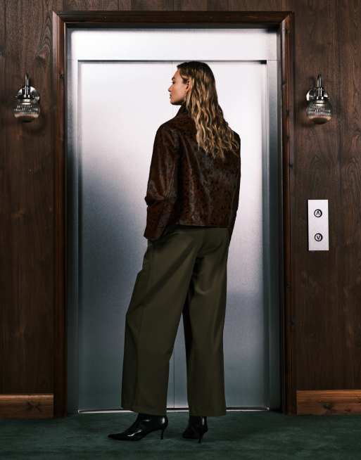 ASOS DESIGN tailored asymmetric wrap wide leg trousers with buckle detail in khaki , 4 of 5