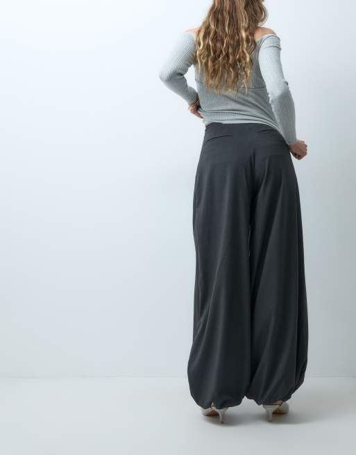 ASOS DESIGN Tailored balloon jogger in gray, 3 of 5