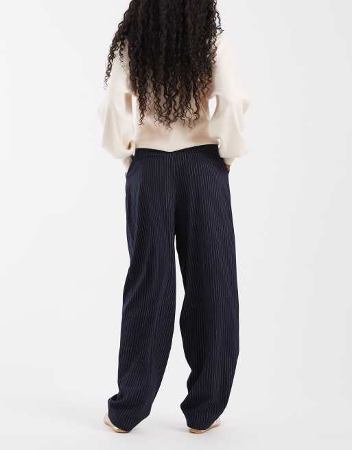 ASOS DESIGN tailored belted barrel trousers in navy stripe, 3 of 5