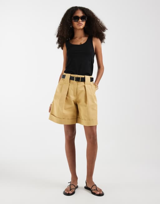 ASOS DESIGN Tailored belted cuffed shorts in camel, 2 of 5