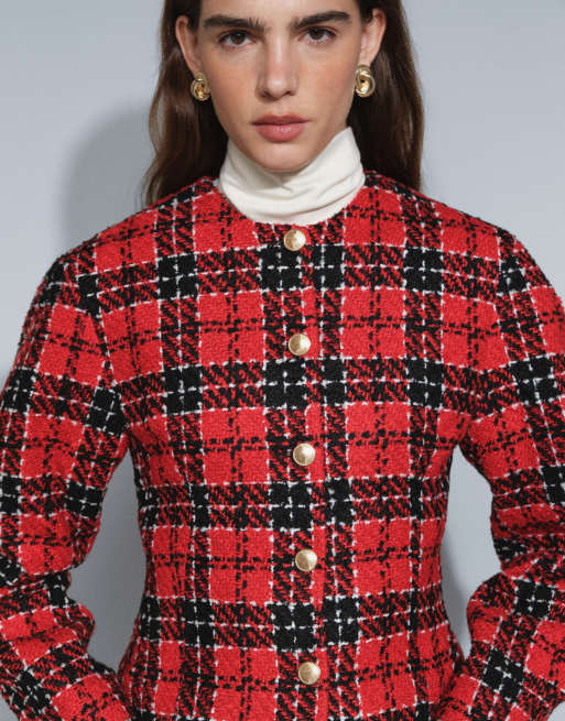 ASOS DESIGN Tailored bouclé plaid blazer with gold-tone buttons in red, 5 of 7
