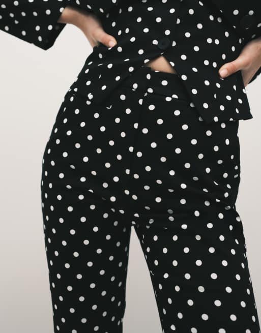 ASOS DESIGN tailored capri trousers in mono spot, 5 of 5