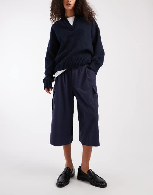 ASOS DESIGN tailored cargo 3/4 length trouser in navy, 3 of 5