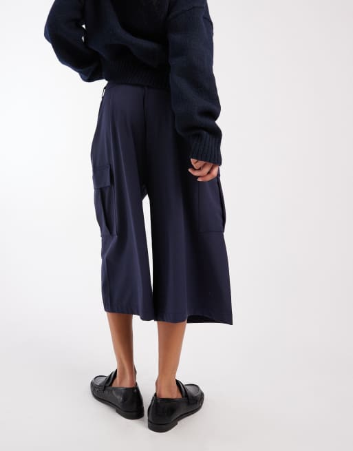 ASOS DESIGN tailored cargo 3/4 length trouser in navy, 5 of 5