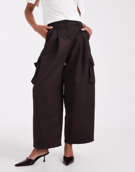 ASOS DESIGN tailored cargo trousers in chocolate, 2 of 5