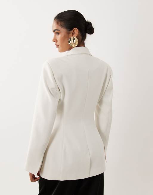 ASOS DESIGN Tailored cinch waist blazer in cream, 4 of 4