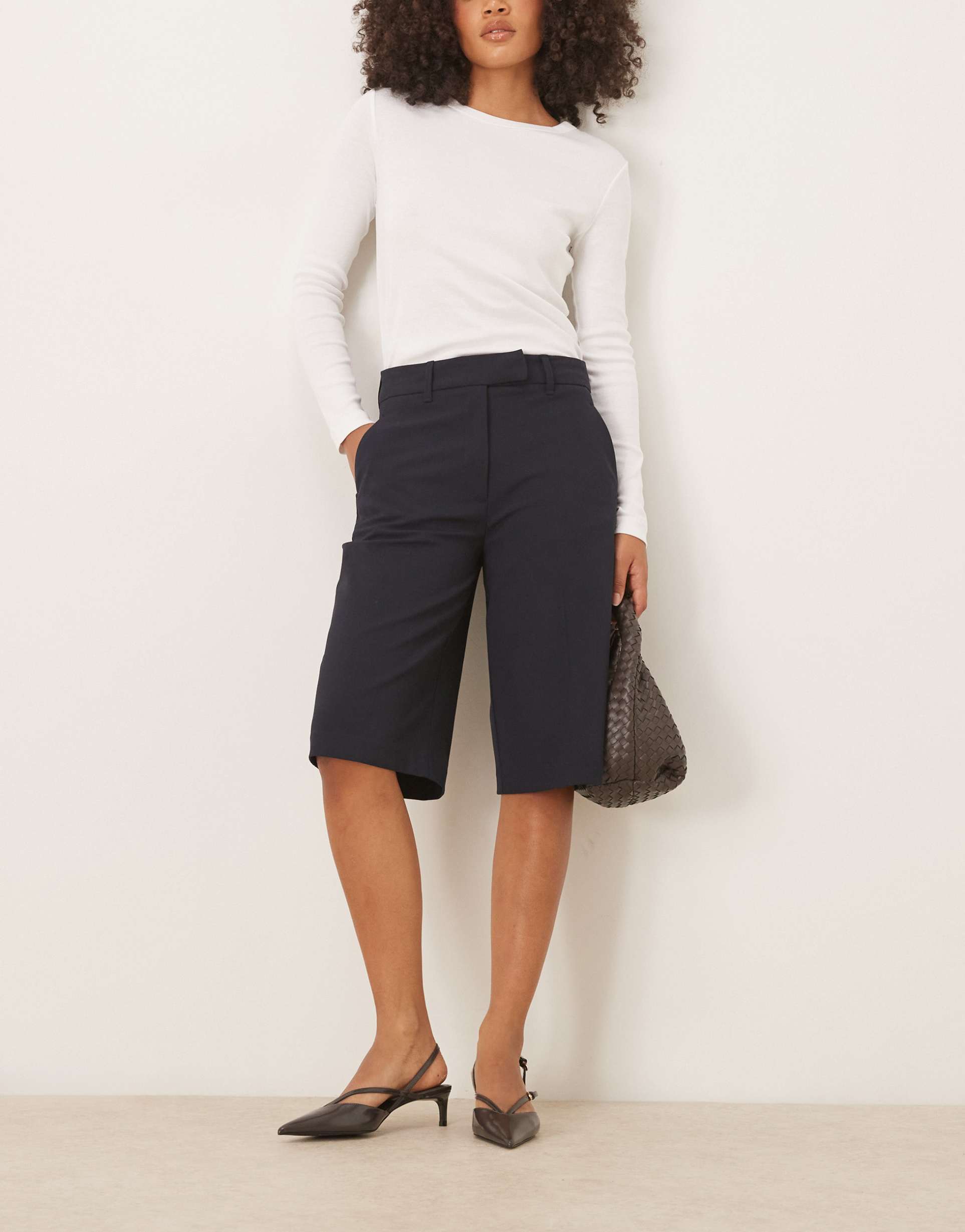 asos design tailored clean culottes in navy