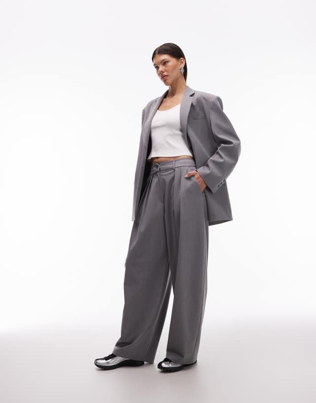 ASOS DESIGN tailored cocoon leg pants in gray melange | ASOS