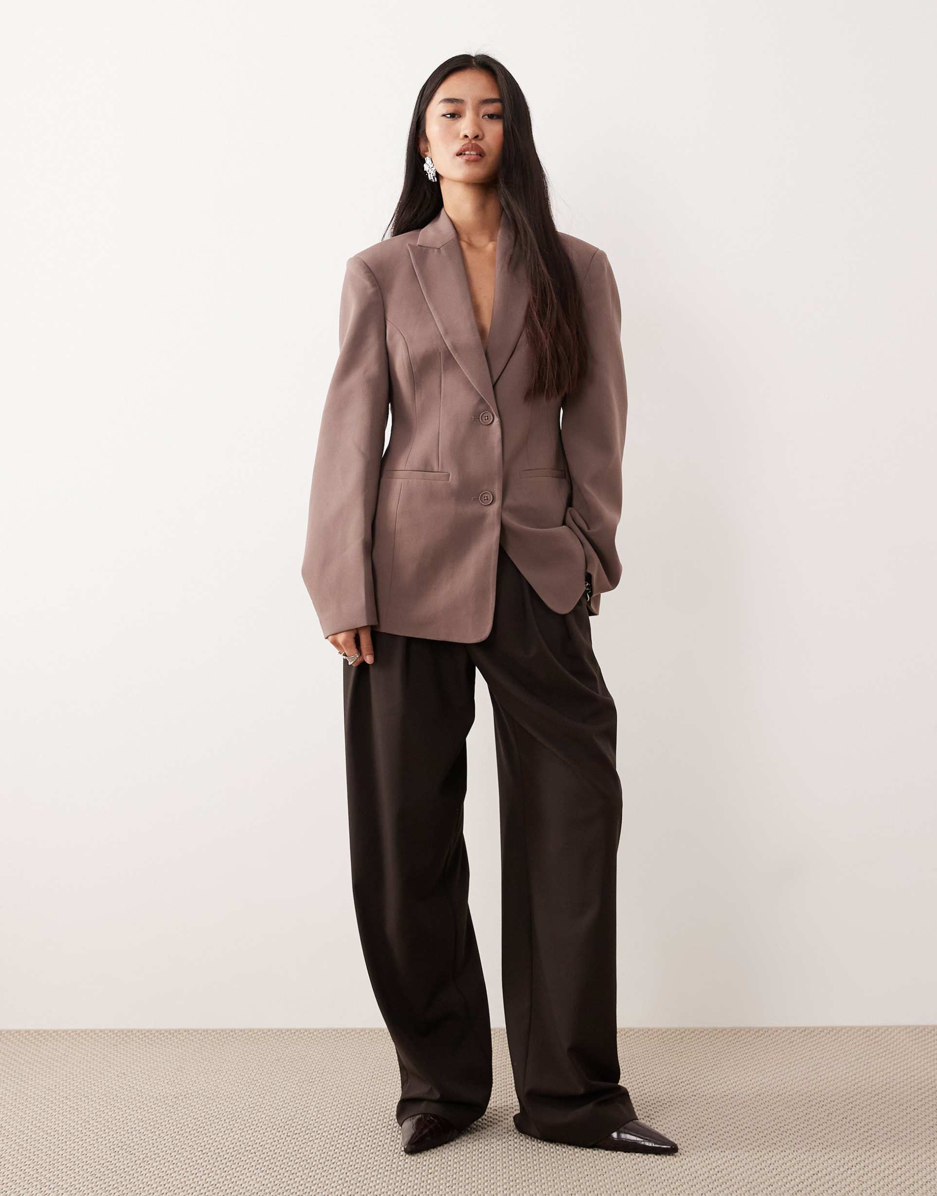 asos design tailored cocoon sleeve molded hip blazer in brown