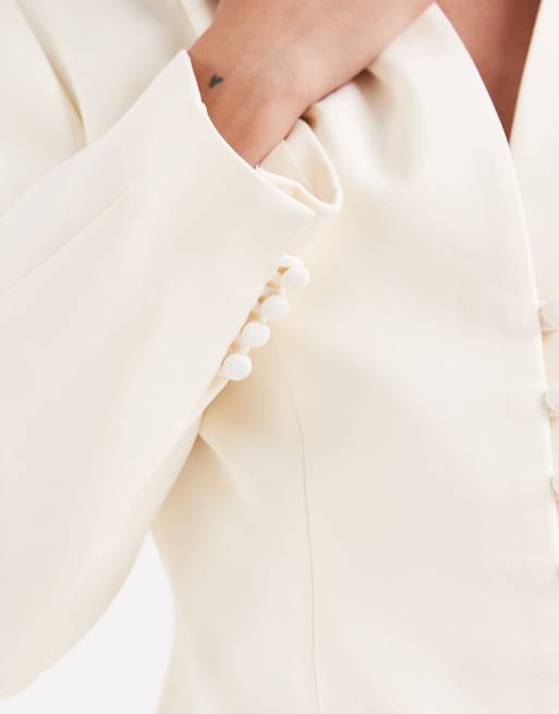 ASOS DESIGN Tailored collarless multi button blazer in cream, 3 of 4