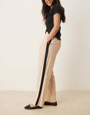 Asos Design Tailored Contrast Panel Pants In Brown