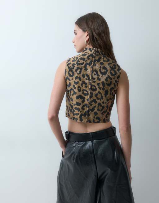 ASOS DESIGN Tailored crop top in metallic leopard, 4 of 4