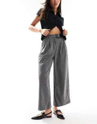 tailored culotte pants with asymmetric belt in gray