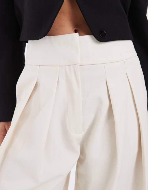 ASOS DESIGN tailored deep waistband barrel pants with pleat detail in cream, 2 of 5