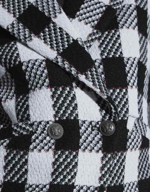 ASOS DESIGN Tailored double breasted boucle blazer with gold button detail in mono check, 2 of 4