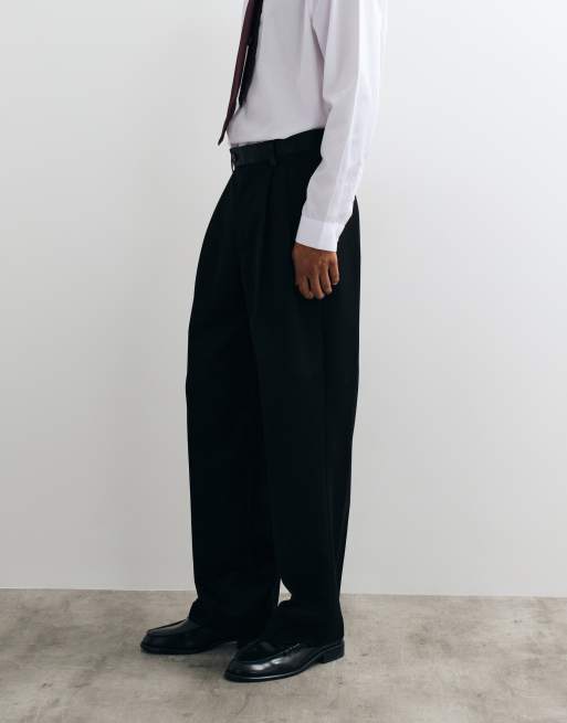 ASOS DESIGN tailored double pleated wide leg trousers in black with satin waistband, 2 of 5