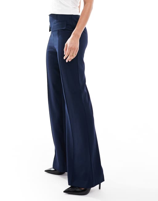 ASOS DESIGN – Elegante Hose in Marineblau mit Ziernähten und zwei Taschen