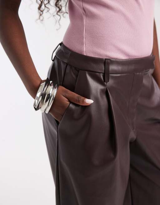 ASOS DESIGN tailored faux leather low rise mensy trousers in burgundy, 4 of 5