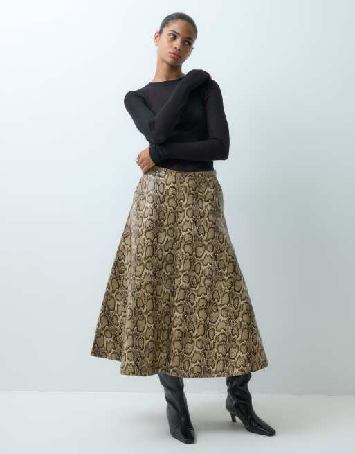 ASOS DESIGN Tailored faux leather midi circle skirt in beige snake, 4 of 5