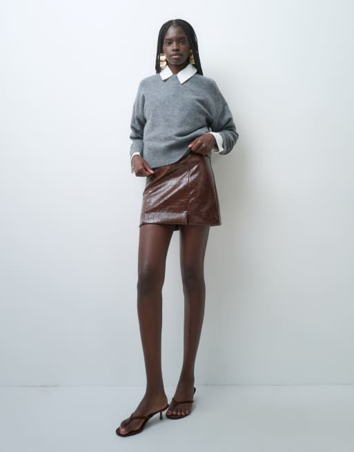 ASOS DESIGN Tailored faux leather mini skirt with split in tan croc, 2 of 5