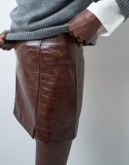 ASOS DESIGN Tailored faux leather mini skirt with split in tan croc, 5 of 5