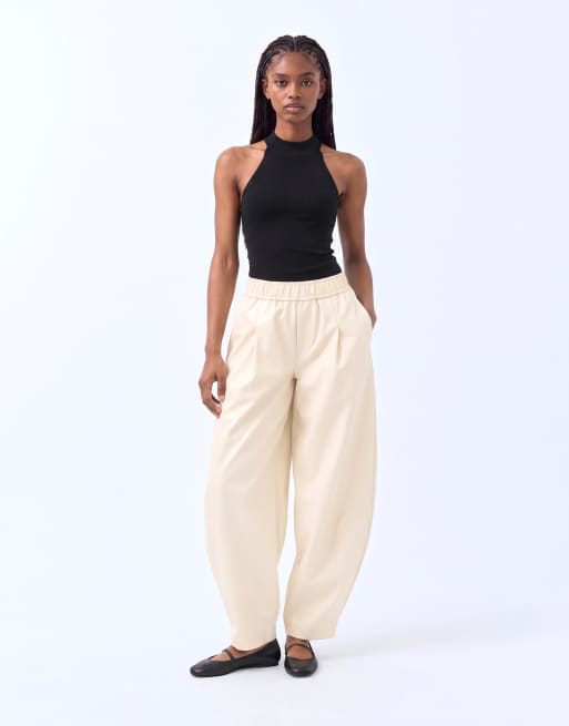ASOS DESIGN Tailored faux leather tapered pants in cream, 7 of 10