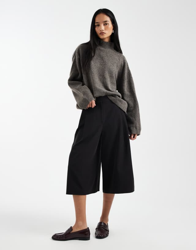 ASOS DESIGN tailored high waist culotte pants in black