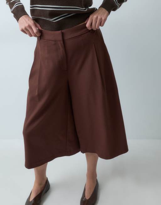 ASOS DESIGN Tailored high waist culotte pants in brown, 4 of 5