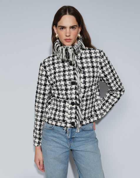 ASOS DESIGN Tailored houndstooth boucle fringe jacket in mono dogtooth - view 1