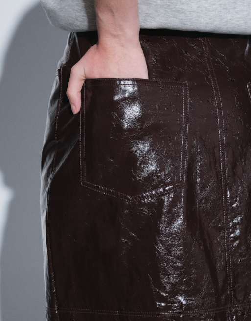 ASOS DESIGN tailored leather look midi pencil skirt in conker crackle, 5 of 5