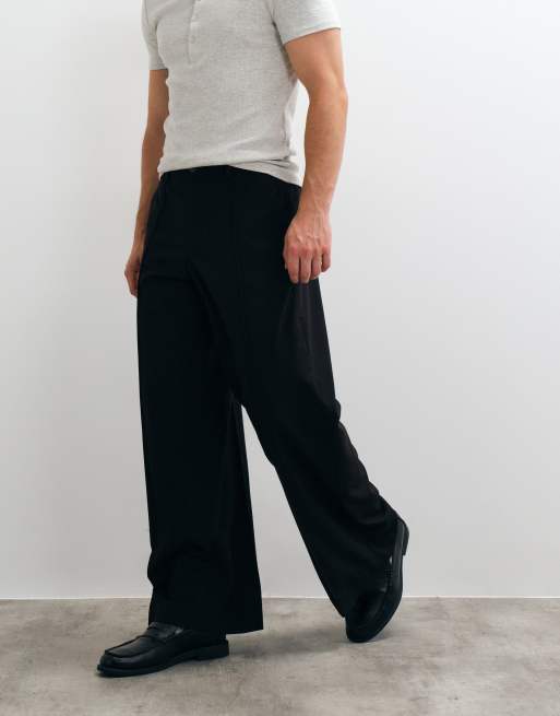 ASOS DESIGN tailored loose leg pants in black with pintuck, 3 of 5