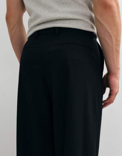 ASOS DESIGN tailored loose leg trousers in black with pintuck, 4 of 5