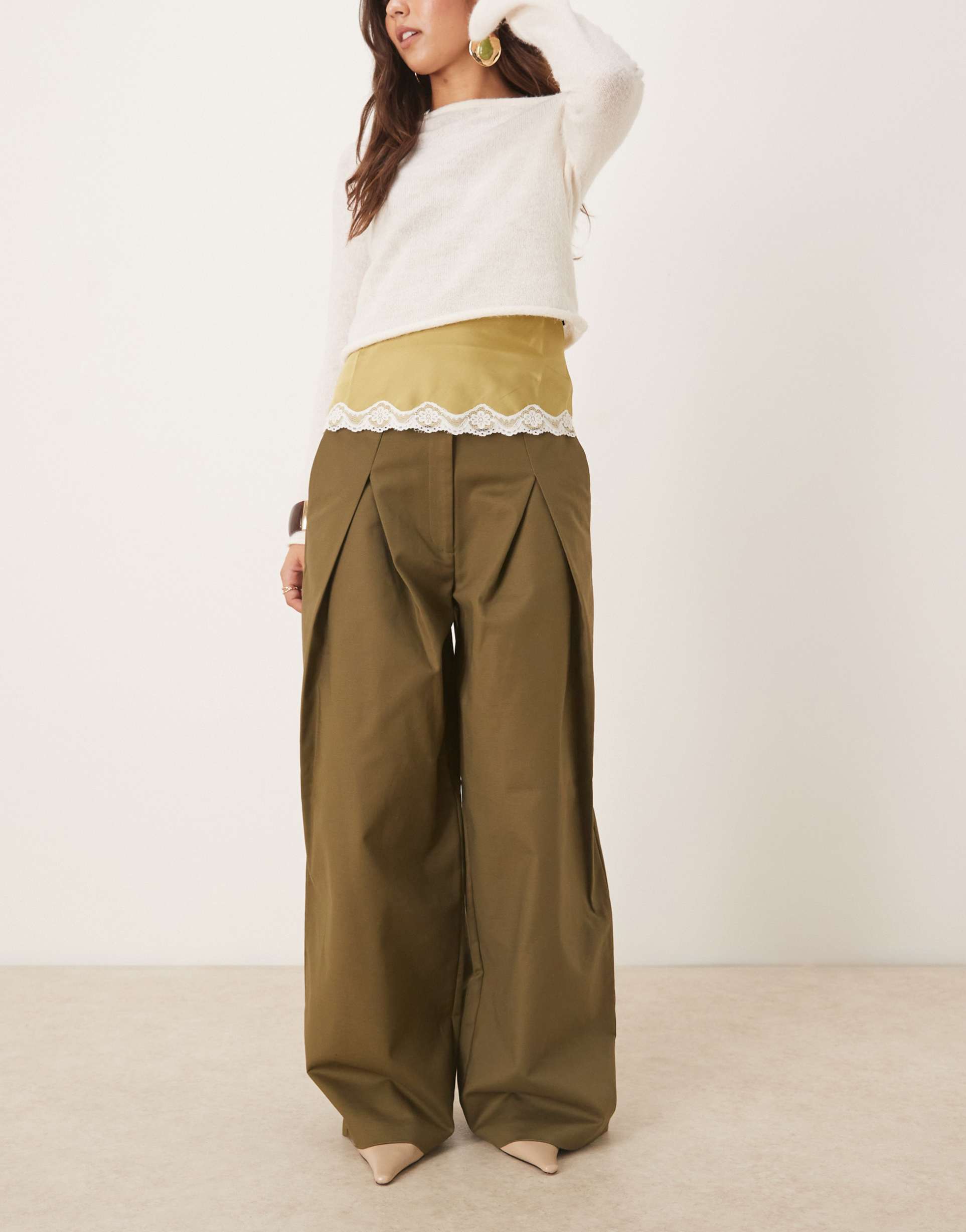 asos design tailored low rise deep pleat pants in olive