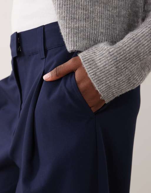 ASOS DESIGN Tailored low rise menswear inspired pants in navy, 3 of 5