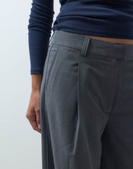 ASOS DESIGN Tailored low rise mensy trouser in charcoal, 5 of 5